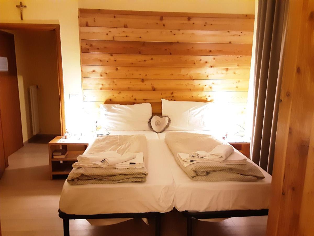 B&B Anna Rovere della Luna Dış mekan fotoğraf