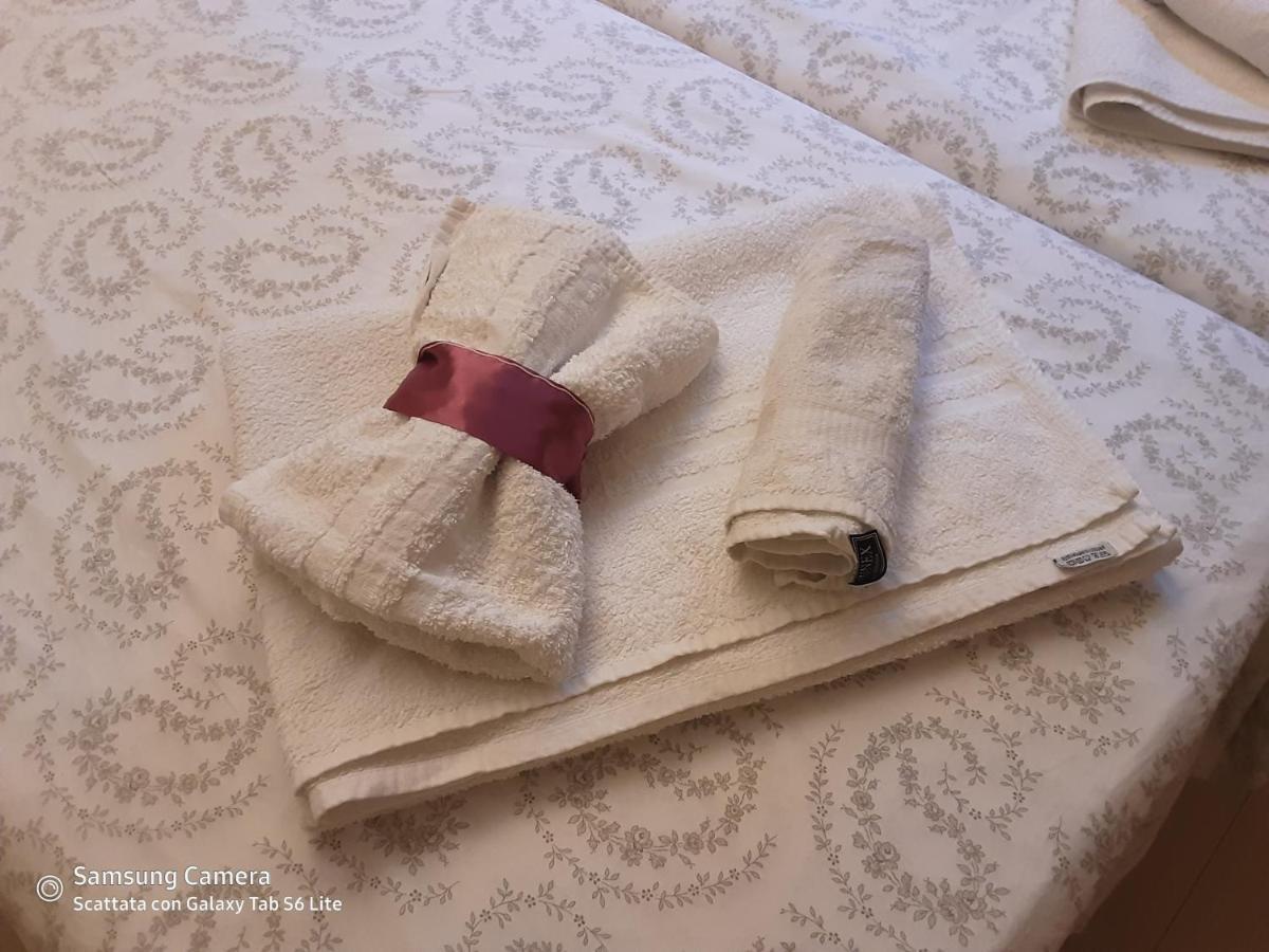 B&B Anna Rovere della Luna Dış mekan fotoğraf